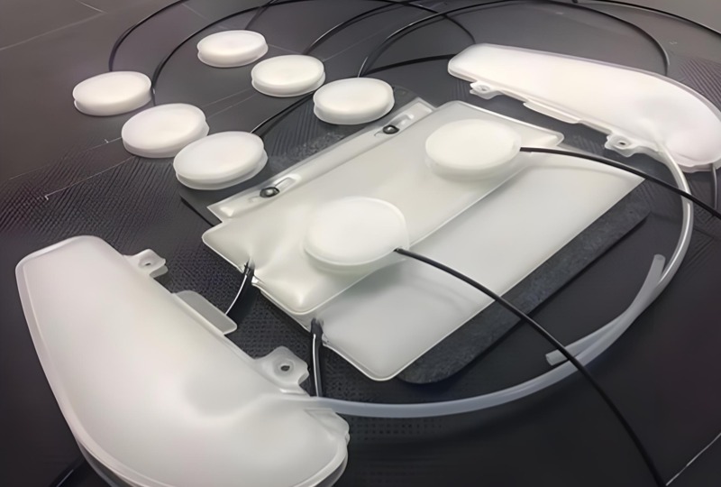 Lateral support seat bladder made with GREEN TPU film