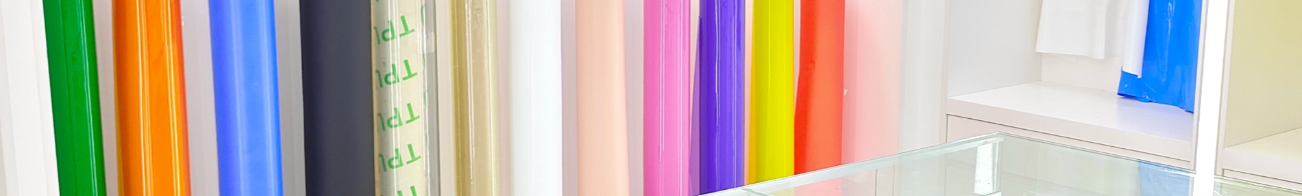 ฟิล์มม้วน TPU และฟิล์มม้วนกาวร้อน TPU ผลิตโดยโรงงาน GreenTPU ที่มีคุณภาพเสถียรและประสิทธิภาพการยึดติดที่แข็งแรง